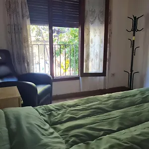 Departamento/casa Con Patio En El Centro De Mendoza! Apartamento
